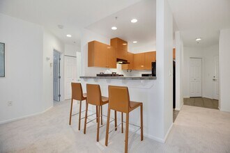 18 Dravus St in Seattle, WA - Building Photo - Building Photo