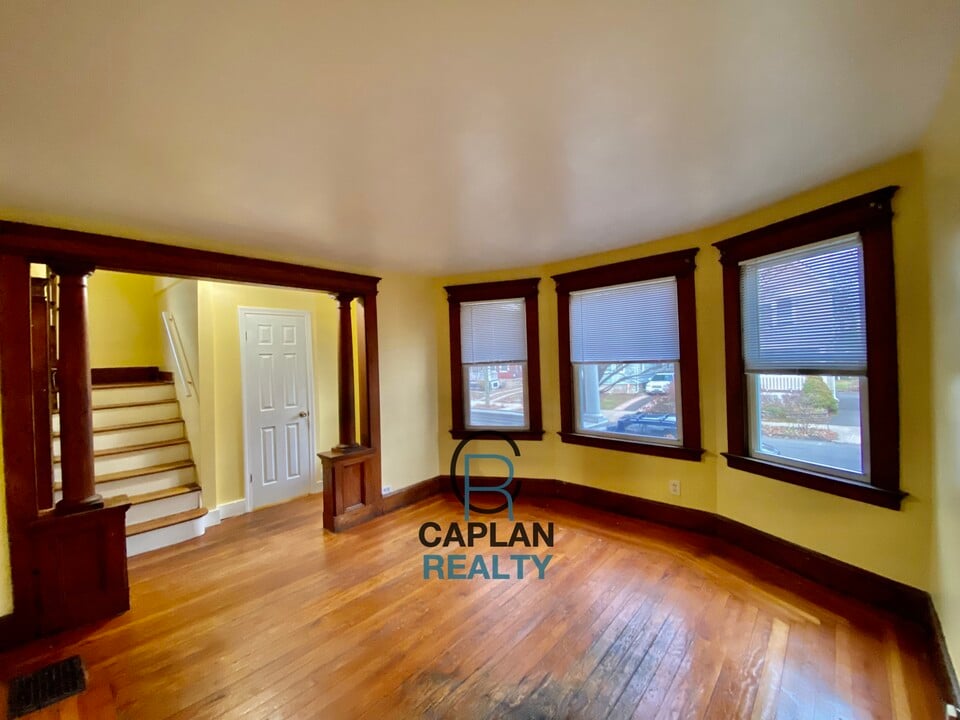 44 Downing St in New Haven, CT - Building Photo
