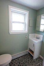 2 Malden St, Unit #2R in Malden, MA - Building Photo - Building Photo