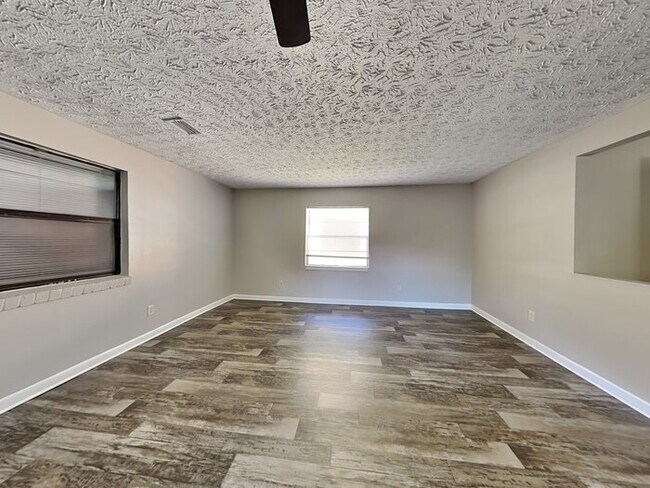 951 Turtle Creek Dr S in Jacksonville, FL - Building Photo - Building Photo