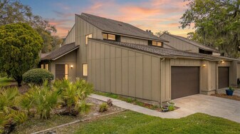 7 Autumnwood Trail in Ormond Beach, FL - Building Photo