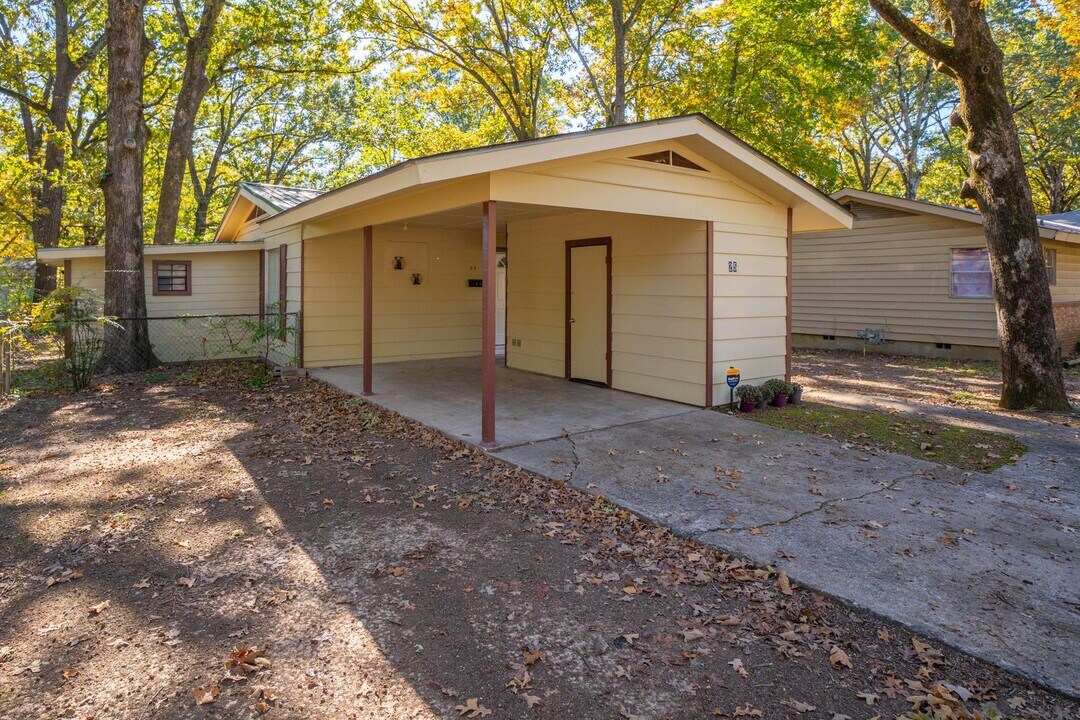 25 Durham Dr in Little Rock, AR - Building Photo