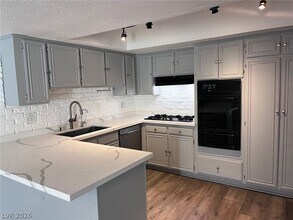 3369 Medina Ct in Las Vegas, NV - Building Photo - Building Photo