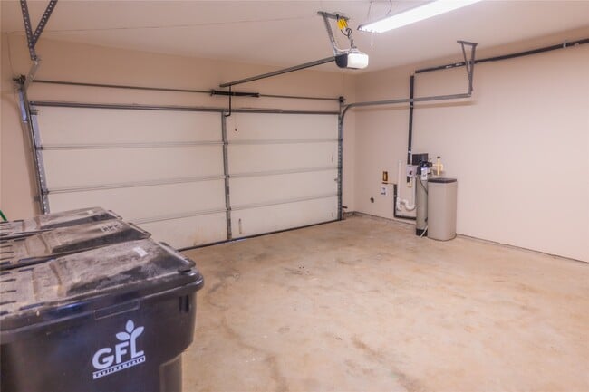 property at 5123 Harbor Palm Dr