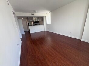 241 NE 27th St, Unit A1 in Miami, FL - Building Photo - Building Photo
