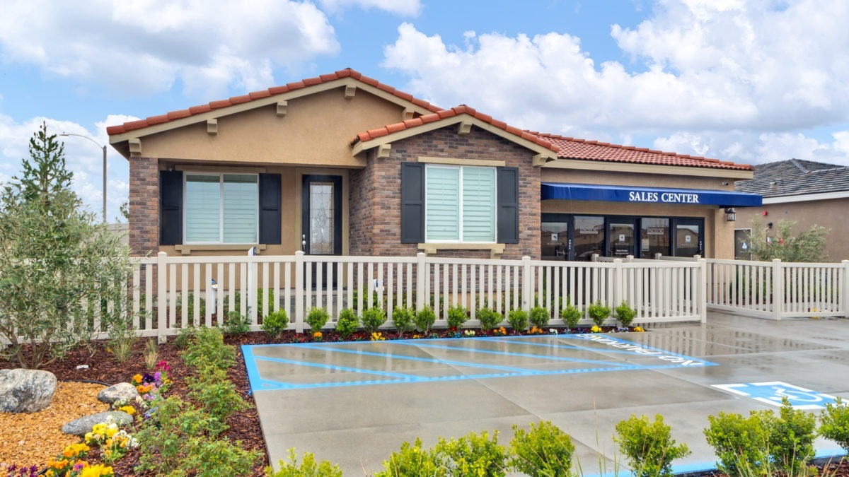 Pacific Marigold Encore in Lancaster, CA - Building Photo