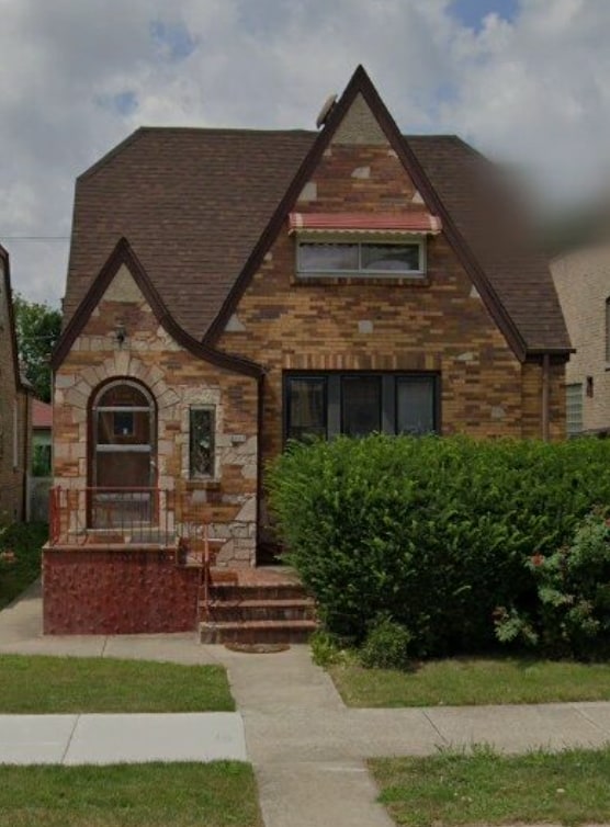 property at 3418 N Oak Park Ave