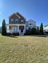 6056 Greenspring Road in Fredericksburg, VA - Building Photo