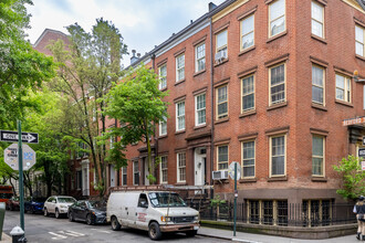 115 Bedford St in New York, NY - Building Photo - Building Photo