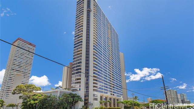 2499 Kapiolani Blvd in Honolulu, HI - Building Photo