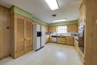 910 Stanley St, Unit B8 in Denton, TX - Building Photo - Building Photo