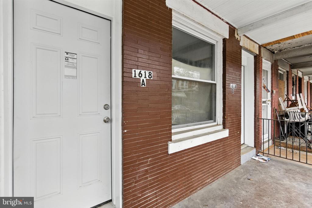 1618 S 56th St in Philadelphia, PA - Building Photo