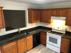 4434 Logan Way in Acworth, GA - Building Photo - Building Photo