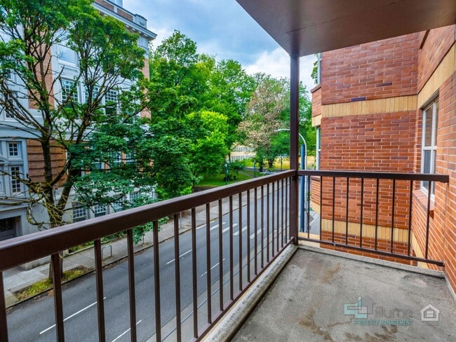 property at 1500 SW Park Ave