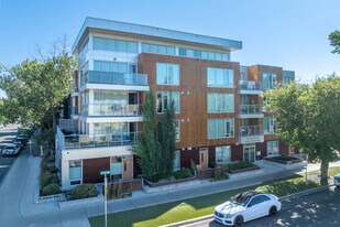 Palfreyville Apartments in Calgary, AB - Building Photo