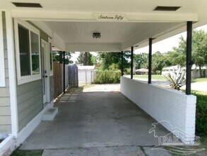 1650 E Anderson St in Pensacola, FL - Building Photo - Building Photo