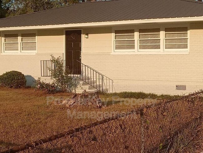 property at 2800 4th Ave