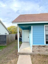 12402 Alderbrook Dr in Austin, TX - Building Photo - Building Photo