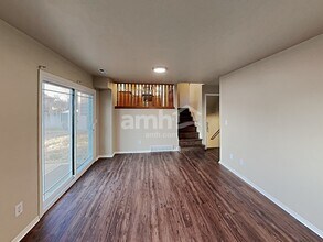 1027 N 575 W in Clinton, UT - Building Photo - Building Photo