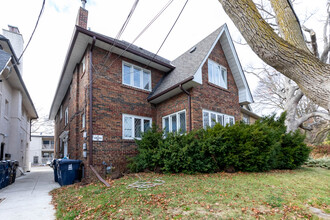 6 Boulton Dr in Toronto, ON - Building Photo - Building Photo