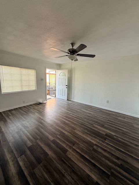 834 Rosecrans Ave in Compton, CA - Building Photo - Building Photo