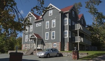 Meadowbrook Apartments in Halifax, NS - Building Photo