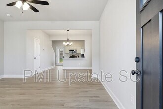 109 Virginia Ave in Greenville, SC - Building Photo - Building Photo