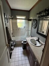 11 Woodside Dr in Belleville, IL - Building Photo - Building Photo