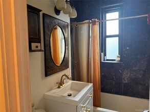 30 Clinton Pl in New Rochelle, NY - Building Photo - Building Photo