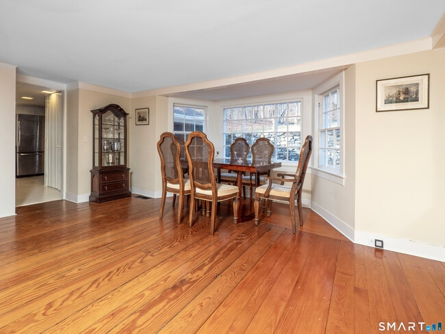 95 Peaceable St in Redding, CT - Building Photo - Building Photo