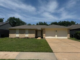 2218 S Ferrisburg Ct in Sugar Land, TX - Building Photo