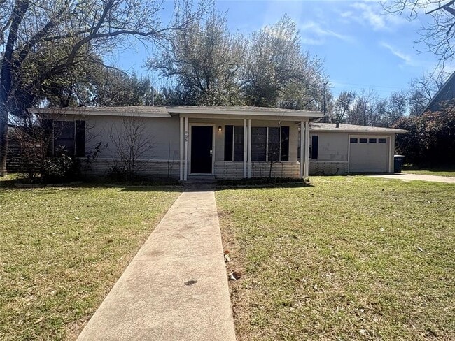 property at 905 Kirk St