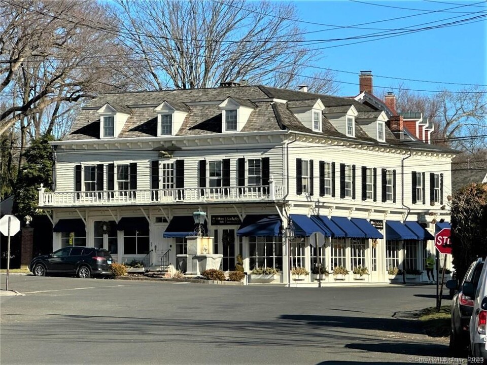 249 Main St in Fairfield, CT - Building Photo