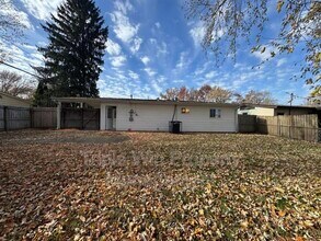 1630 Kay Dr in Florissant, MO - Building Photo - Building Photo