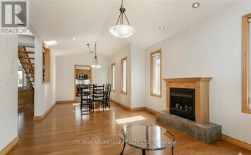 1 Huntington Terrace in St Thomas, ON - Building Photo - Building Photo