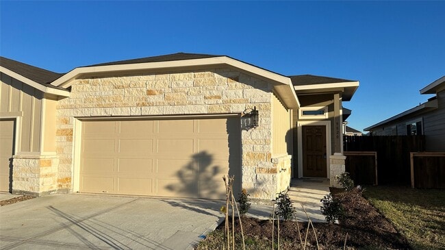 9820 Grosbeak Ln in Magnolia, TX - Building Photo - Building Photo