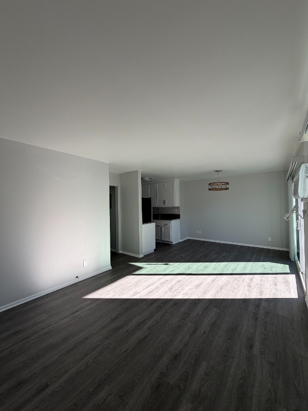 5720-5730 Yolanda Ave in Los Angeles, CA - Foto de edificio - Building Photo