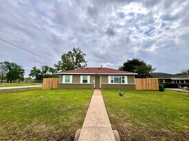 13034 Peoria St in Houston, TX - Building Photo