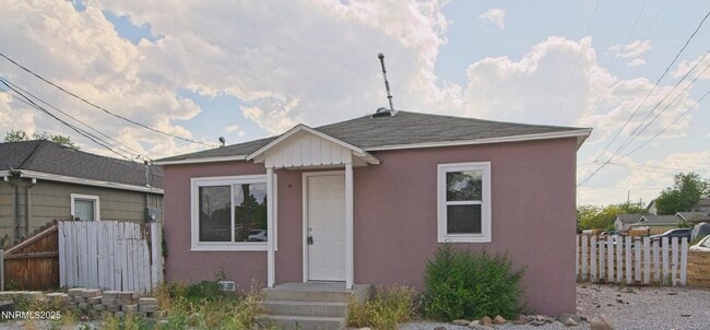 property at 985 10th St