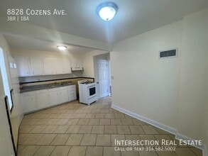 8828 Cozens Ave in Jennings, MO - Building Photo - Building Photo