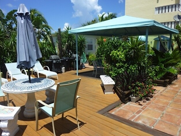 342 Polk St in Hollywood, FL - Foto de edificio - Building Photo