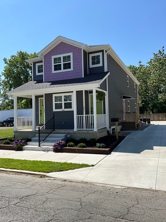 1515 W Main St, Unit The Vibe - 201 in Fort Wayne, IN - Foto de edificio
