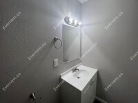 1413 S Bailey St photo'