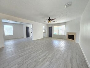 11735 Sunny Stream Dr in Tomball, TX - Building Photo - Building Photo