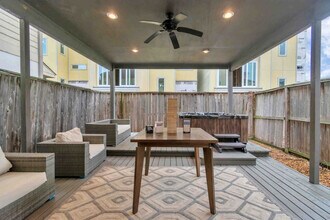 2521 St Emanuel St in Houston, TX - Building Photo - Building Photo