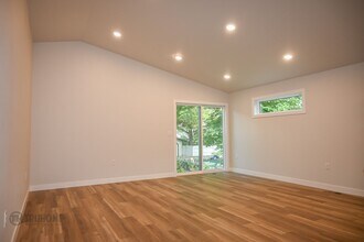 1109 S University Dr in Fargo, ND - Building Photo - Building Photo