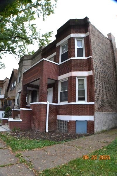 6928 S Wabash Ave in Chicago, IL - Building Photo