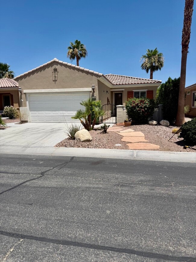 property at 81710 Avenida Parito