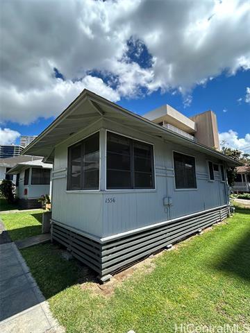 1556 Pensacola St in Honolulu, HI - Building Photo - Building Photo