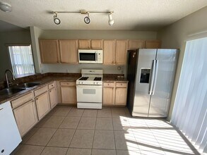 335 Sonja Cir in Davenport, FL - Building Photo - Building Photo